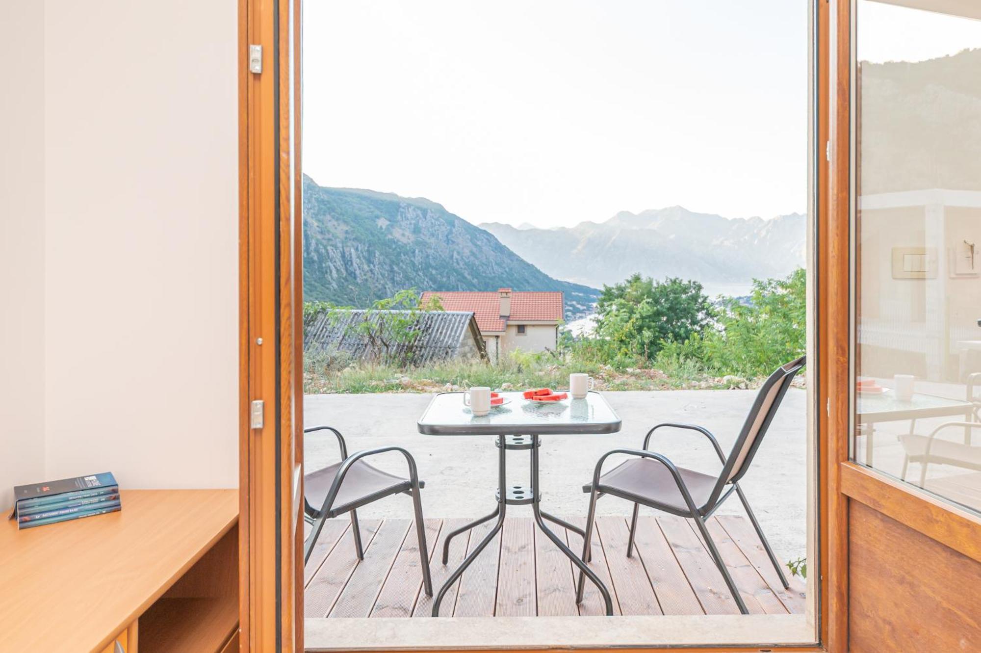 Appartement Red Hill à Kotor Extérieur photo
