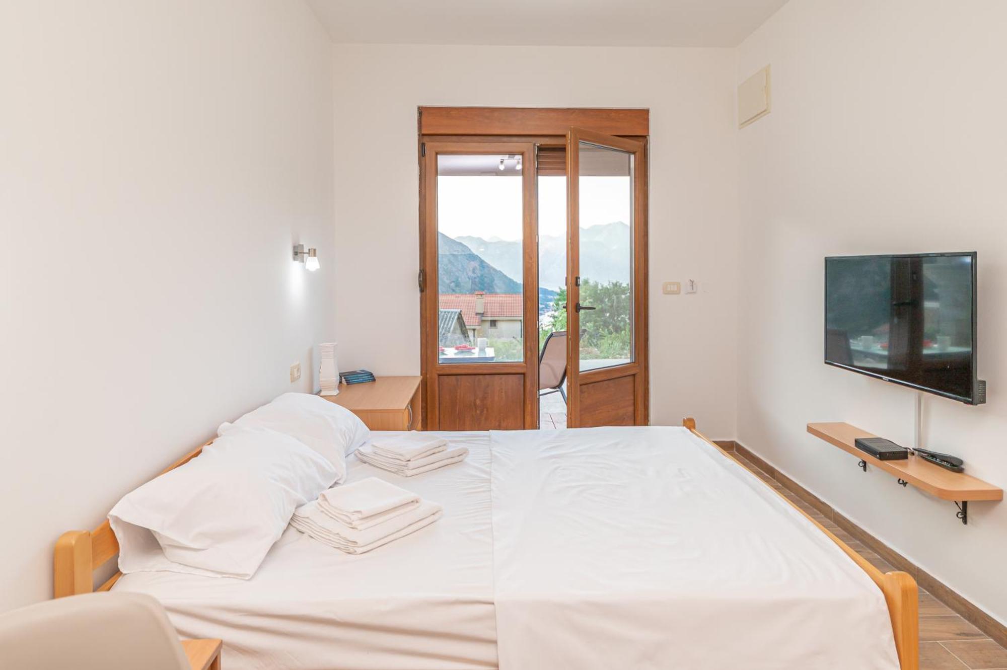 Appartement Red Hill à Kotor Extérieur photo
