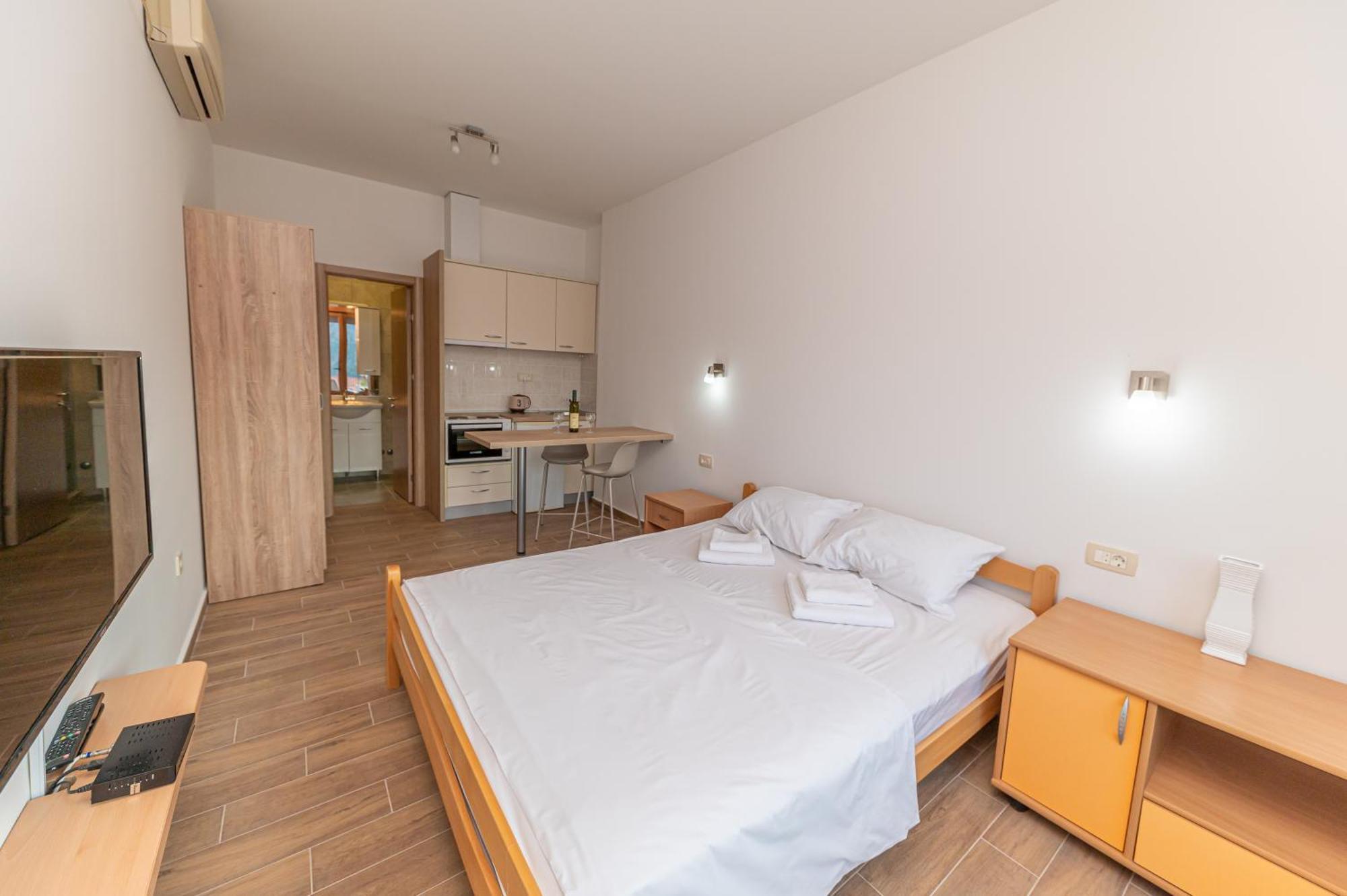 Appartement Red Hill à Kotor Extérieur photo