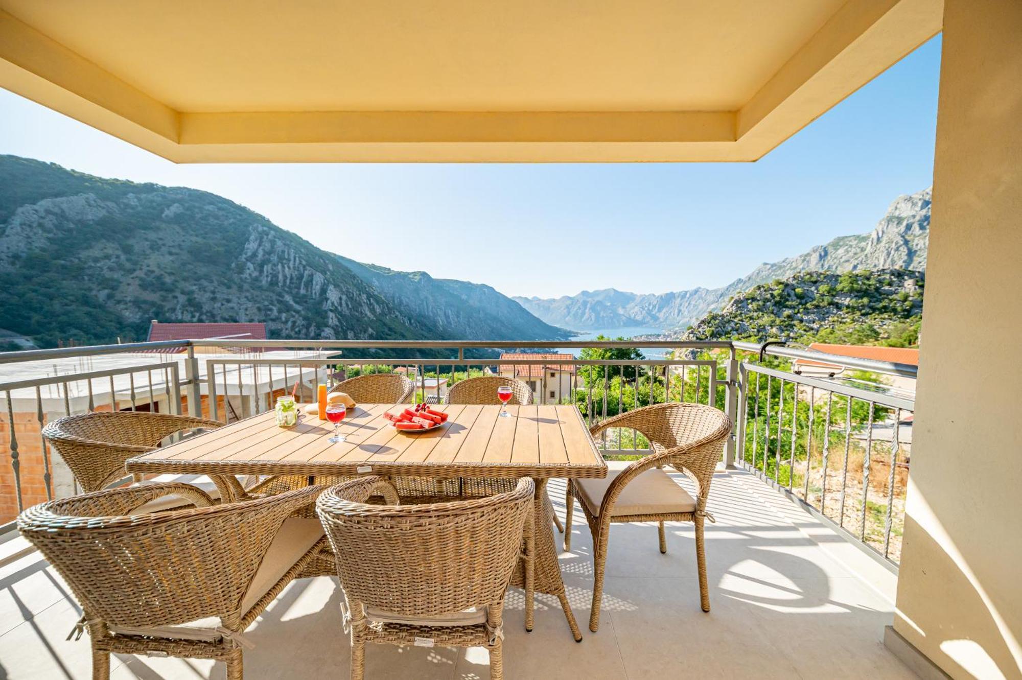 Appartement Red Hill à Kotor Extérieur photo